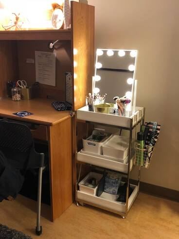 makeup trolley