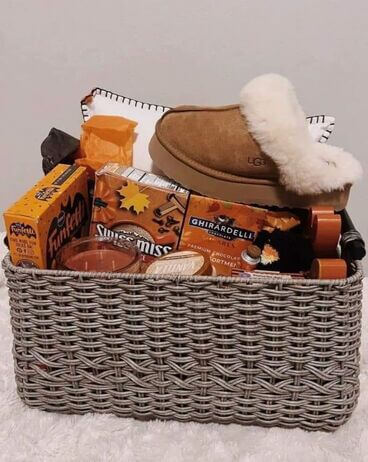 adult boo basket 