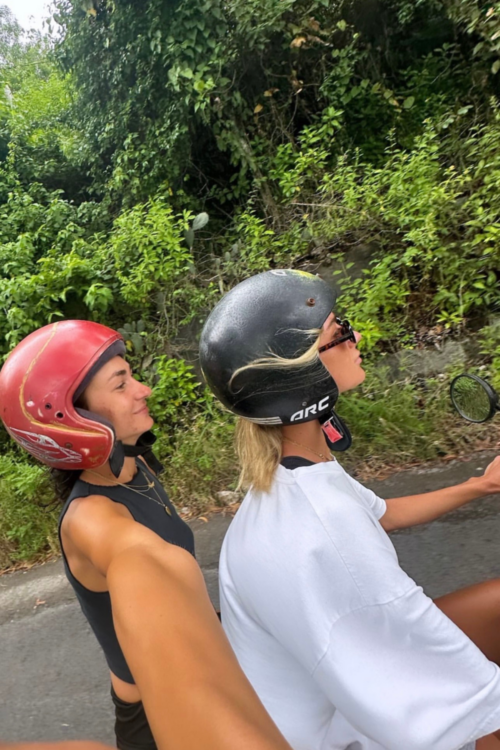 17 Exciting Activities To Do With Friends You’ll Love