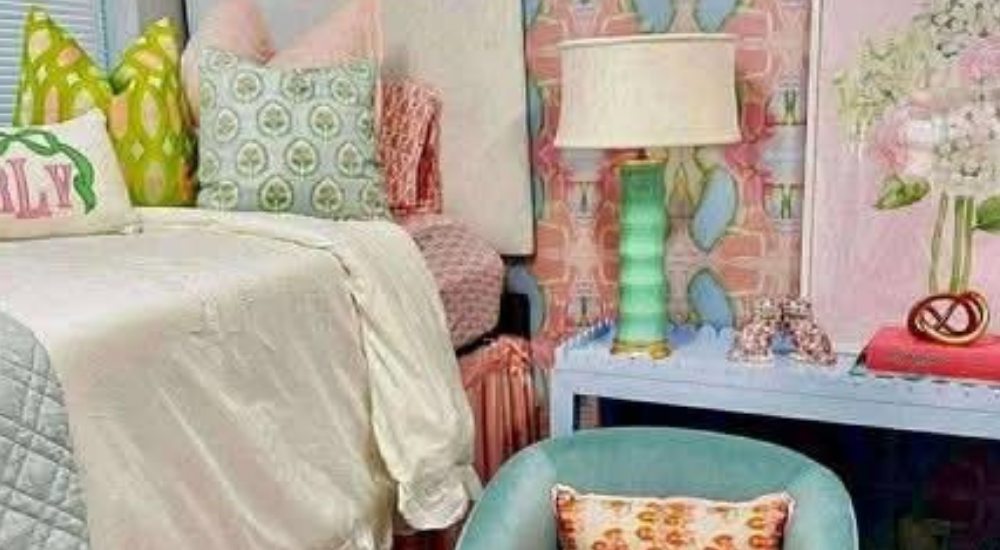 Dorm Wall Decor: Recreate The Best Dorm Room On Campus